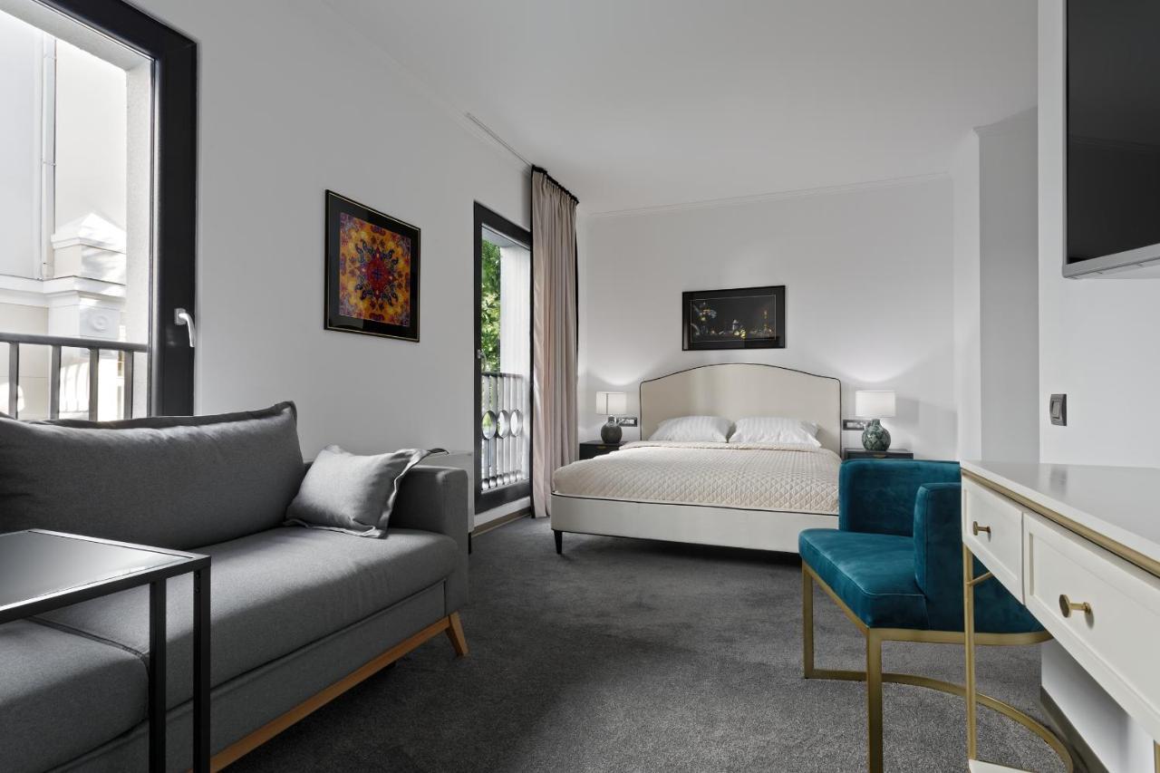 The Square Hotel كلوج-نابوكا المظهر الخارجي الصورة