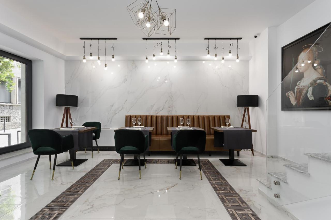 The Square Hotel كلوج-نابوكا المظهر الخارجي الصورة