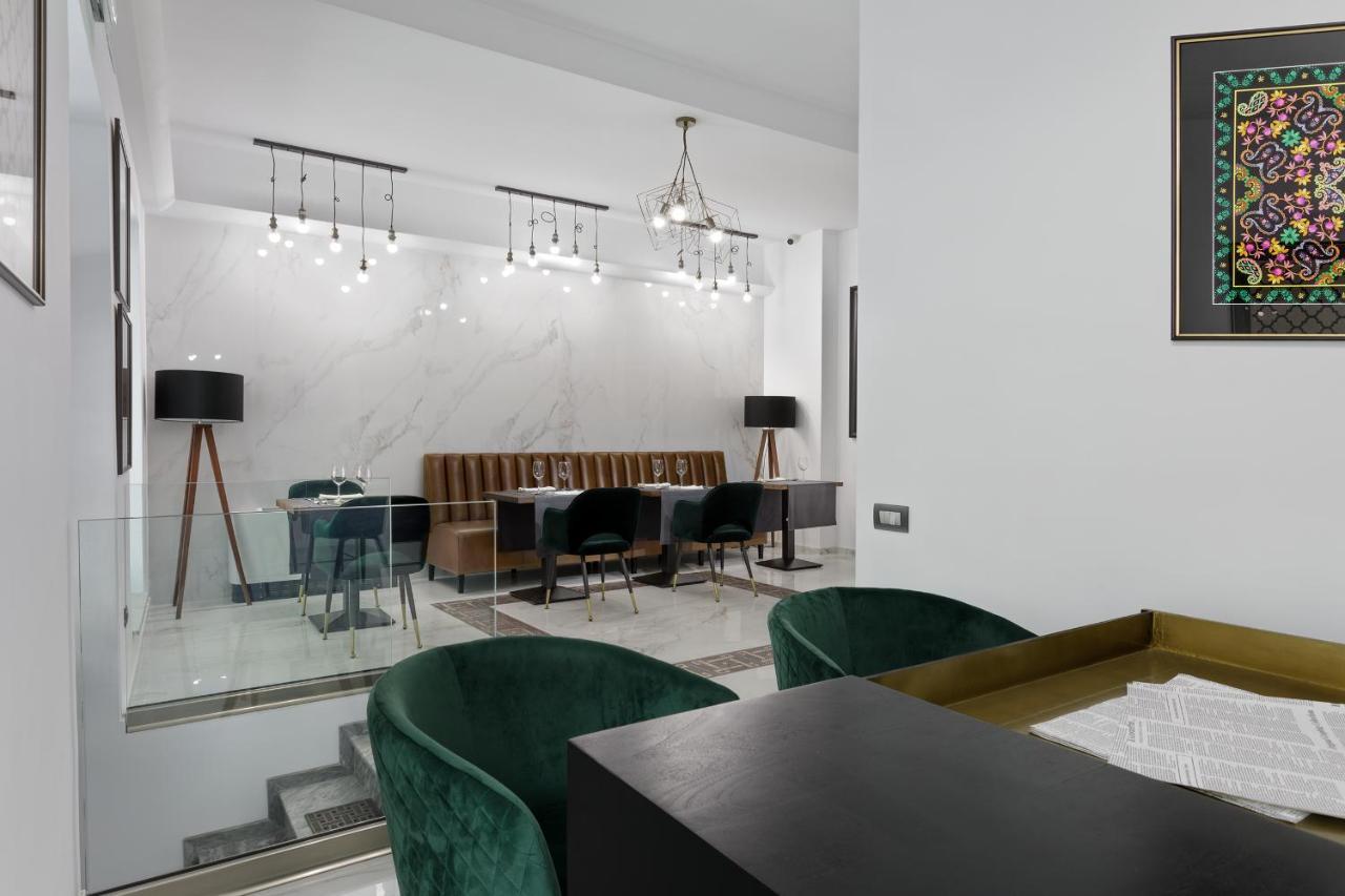 The Square Hotel كلوج-نابوكا المظهر الخارجي الصورة
